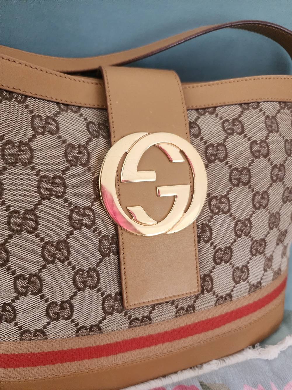 GUCCI | Limited Edition GG Monogram Sherry Line Shoulder Bag - Picture 8 of 15